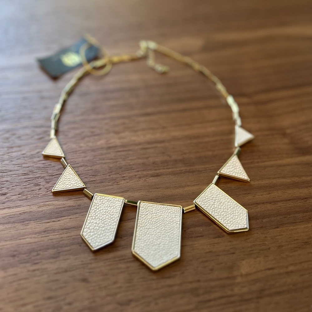 House of Harlow Neckless New with tags
